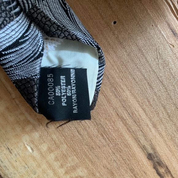 Vintage 80s 90s Cezanne funky print tie - Picture 4 of 4